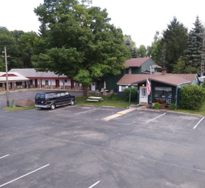 Nova Motel (Larsens Tourist Court) - From Website